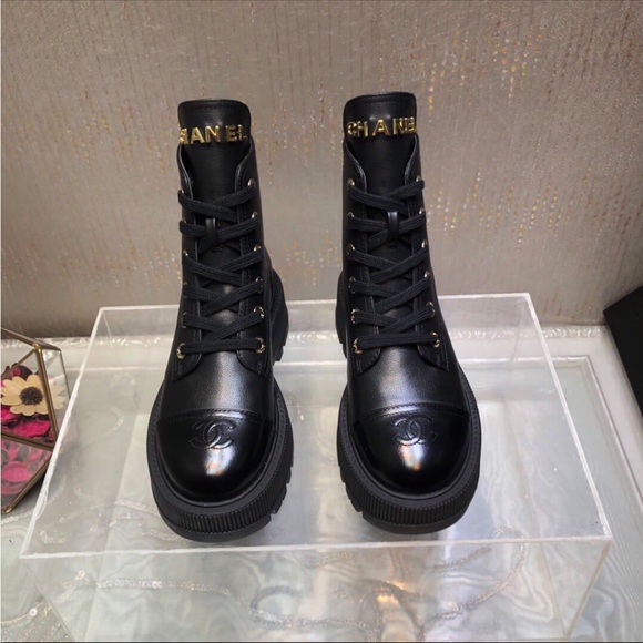 Chanel platform boots size 40 - Picture 3 of 8